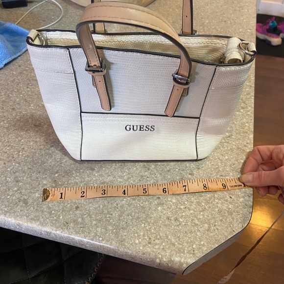 Guess mini Purse - Picture 2 of 4
